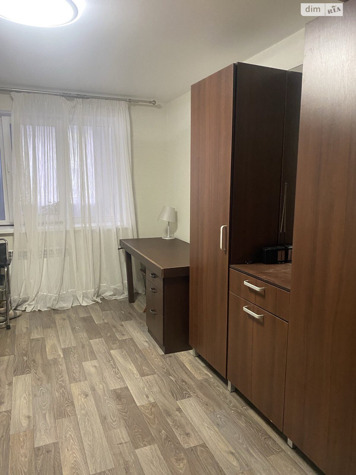 Продажа трехкомнатной квартиры в Днепре, на ул. Театральная, район Рабочая фото 1 Продажа трехкомнатной квартиры в Днепре, на ул. Театральная, район Рабочая фото 1