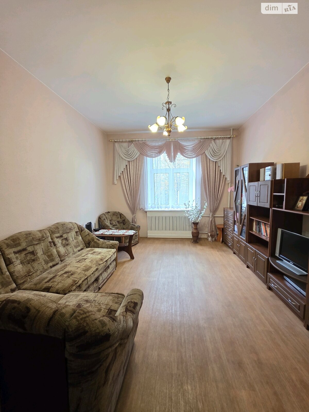 Продажа трехкомнатной квартиры в Днепре, на ул. Рабочая 25А, фото 1 Продажа трехкомнатной квартиры в Днепре, на ул. Рабочая 25А, фото 1