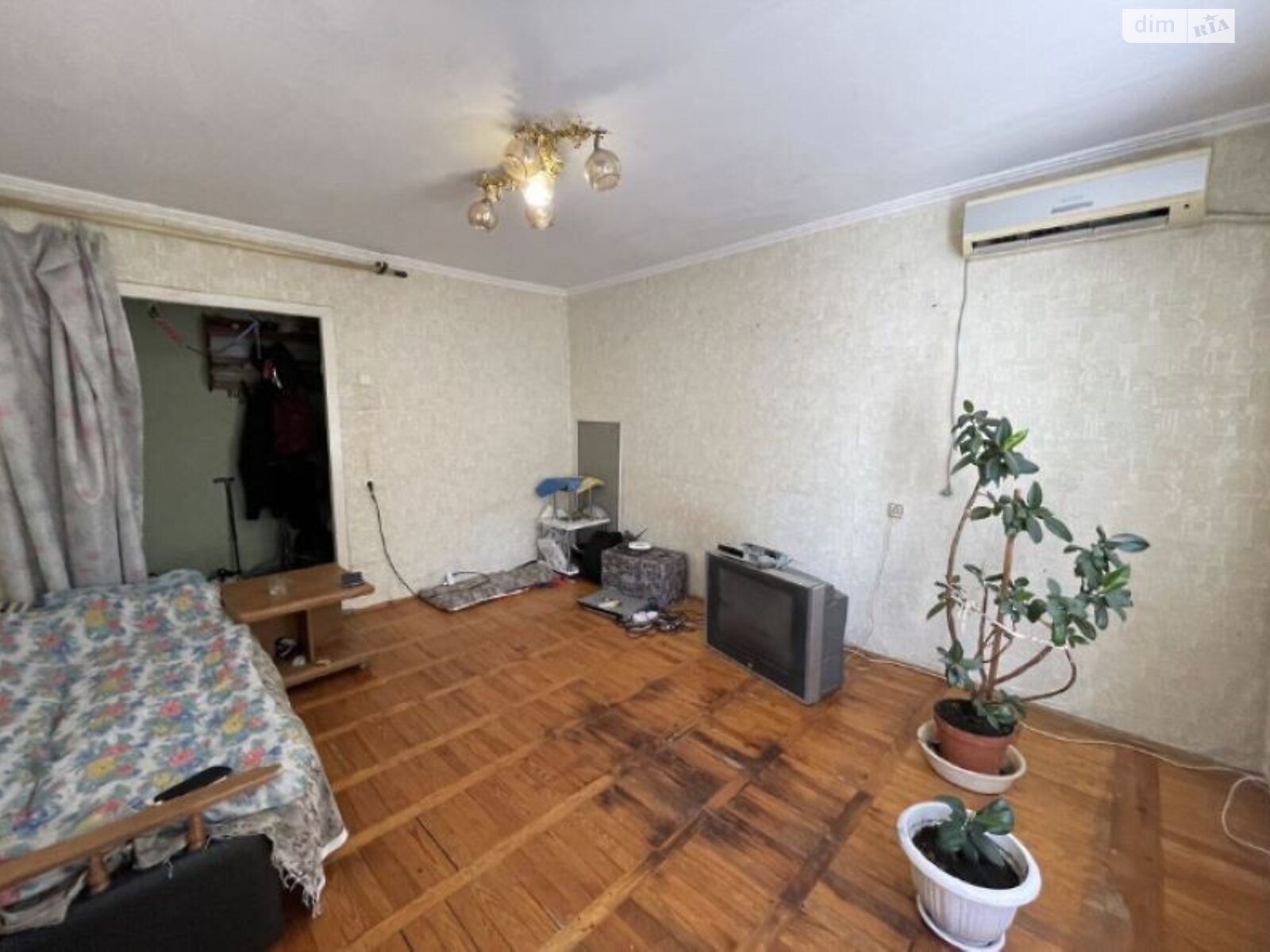 Продажа двухкомнатной квартиры в Днепре, на ул. 20-летия Победы 49, район Самарский фото 1