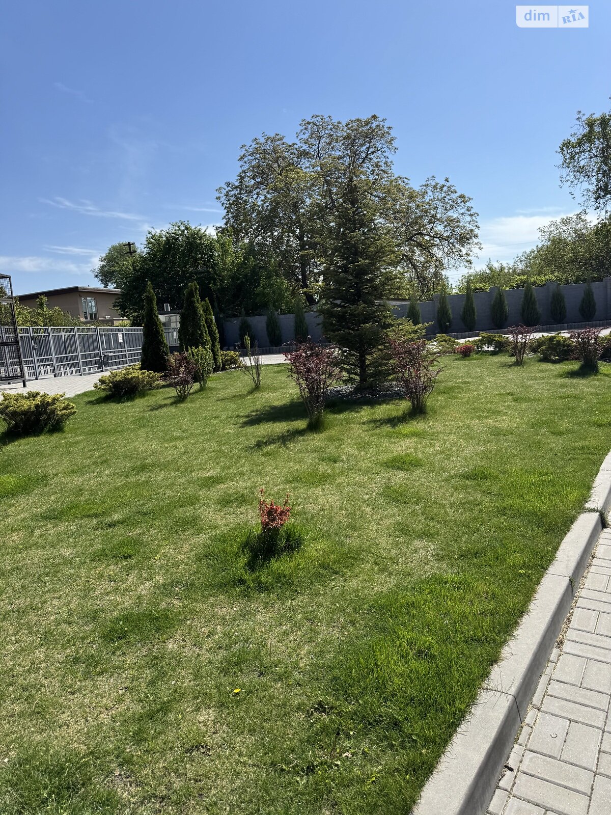 Продажа трехкомнатной квартиры в Днепре, на ул. Гаванская 9Г, район Самарский фото 1 Продажа трехкомнатной квартиры в Днепре, на ул. Гаванская 9Г, район Самарский фото 1