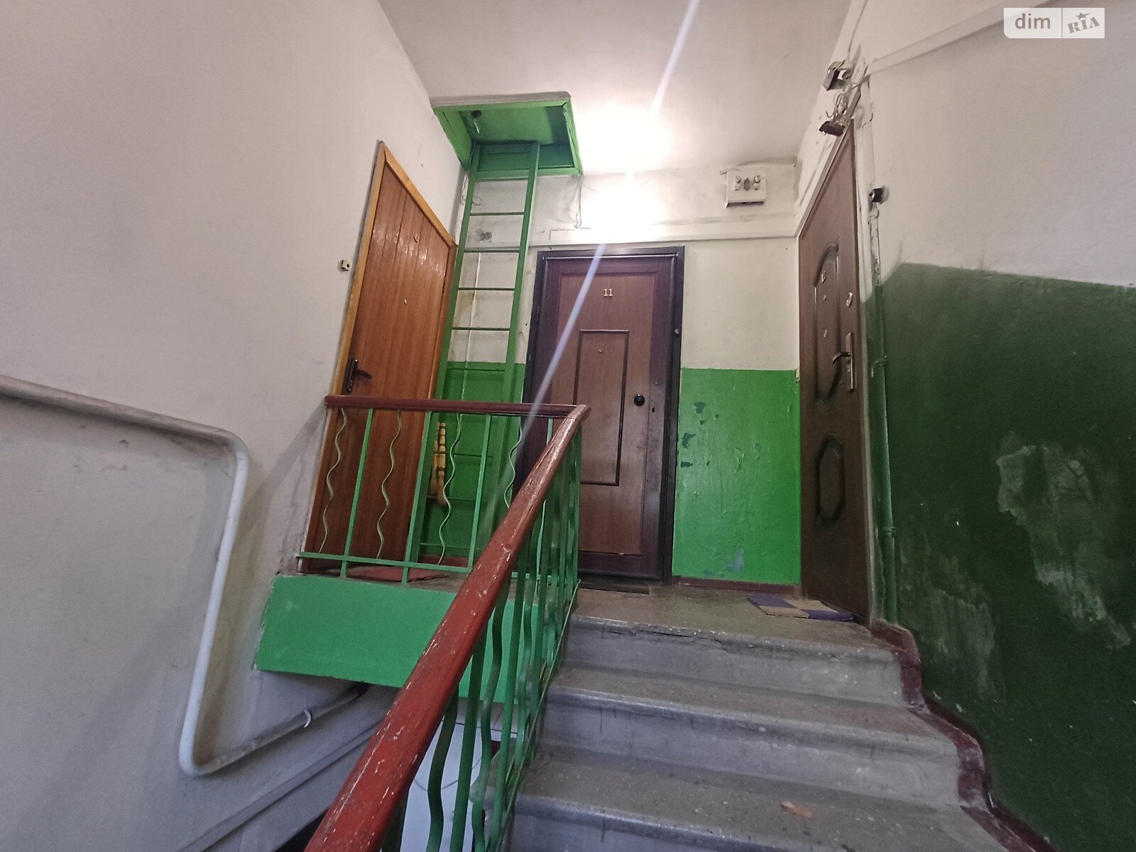 Продажа двухкомнатной квартиры в Днепре, на ул. Кременная 27, кв. 10, район Самарский фото 1 Продажа двухкомнатной квартиры в Днепре, на ул. Кременная 27, кв. 10, район Самарский фото 1