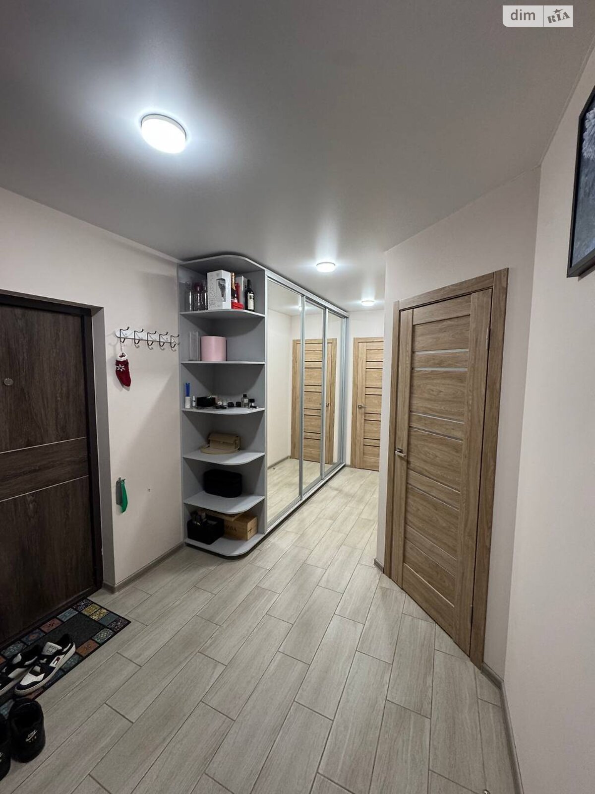 Продажа трехкомнатной квартиры в Днепре, на ул. Семейная 5, фото 1 Продажа трехкомнатной квартиры в Днепре, на ул. Семейная 5, фото 1