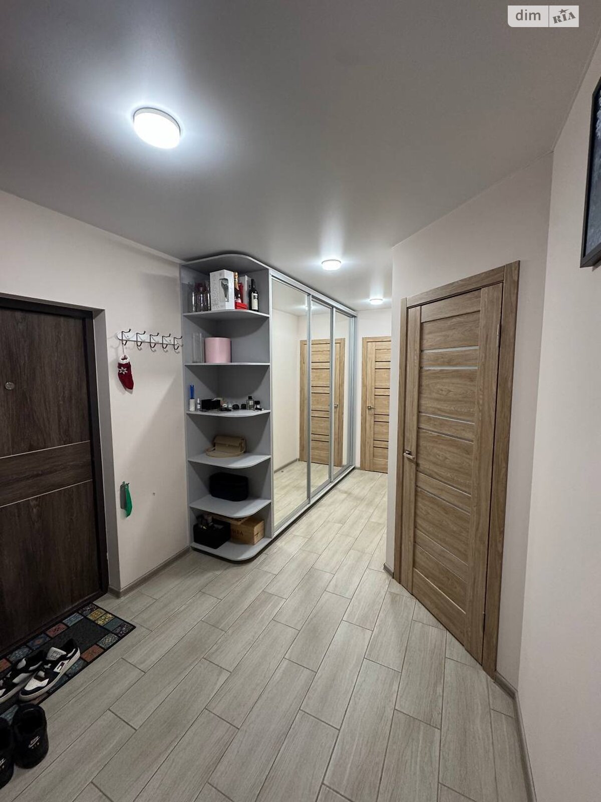 Продажа трехкомнатной квартиры в Днепре, на ул. Семейная 5, фото 1 Продажа трехкомнатной квартиры в Днепре, на ул. Семейная 5, фото 1