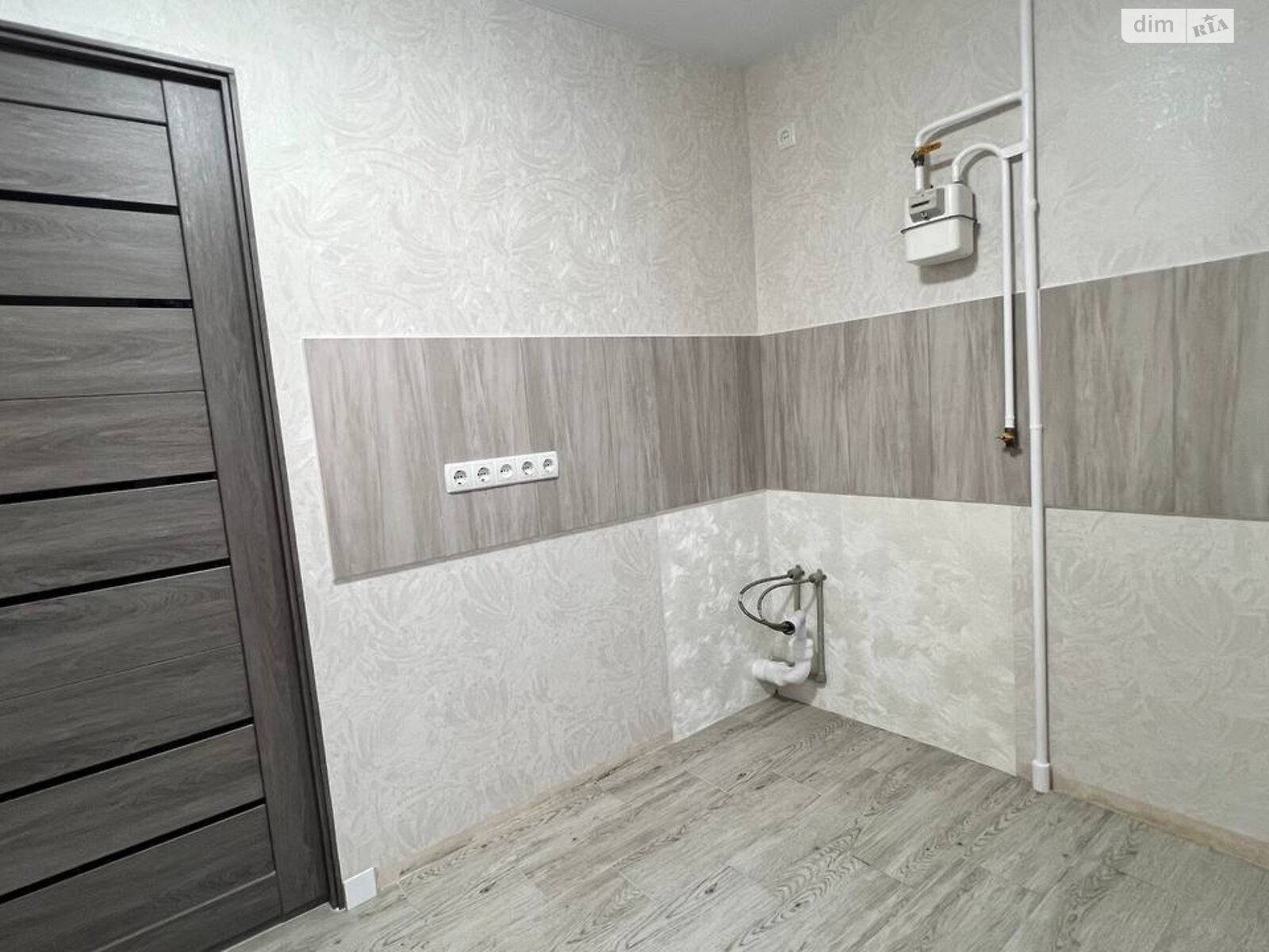 Продаж однокімнатної квартири в Дніпрі, на вул. Семафорна 13, район Північний фото 1