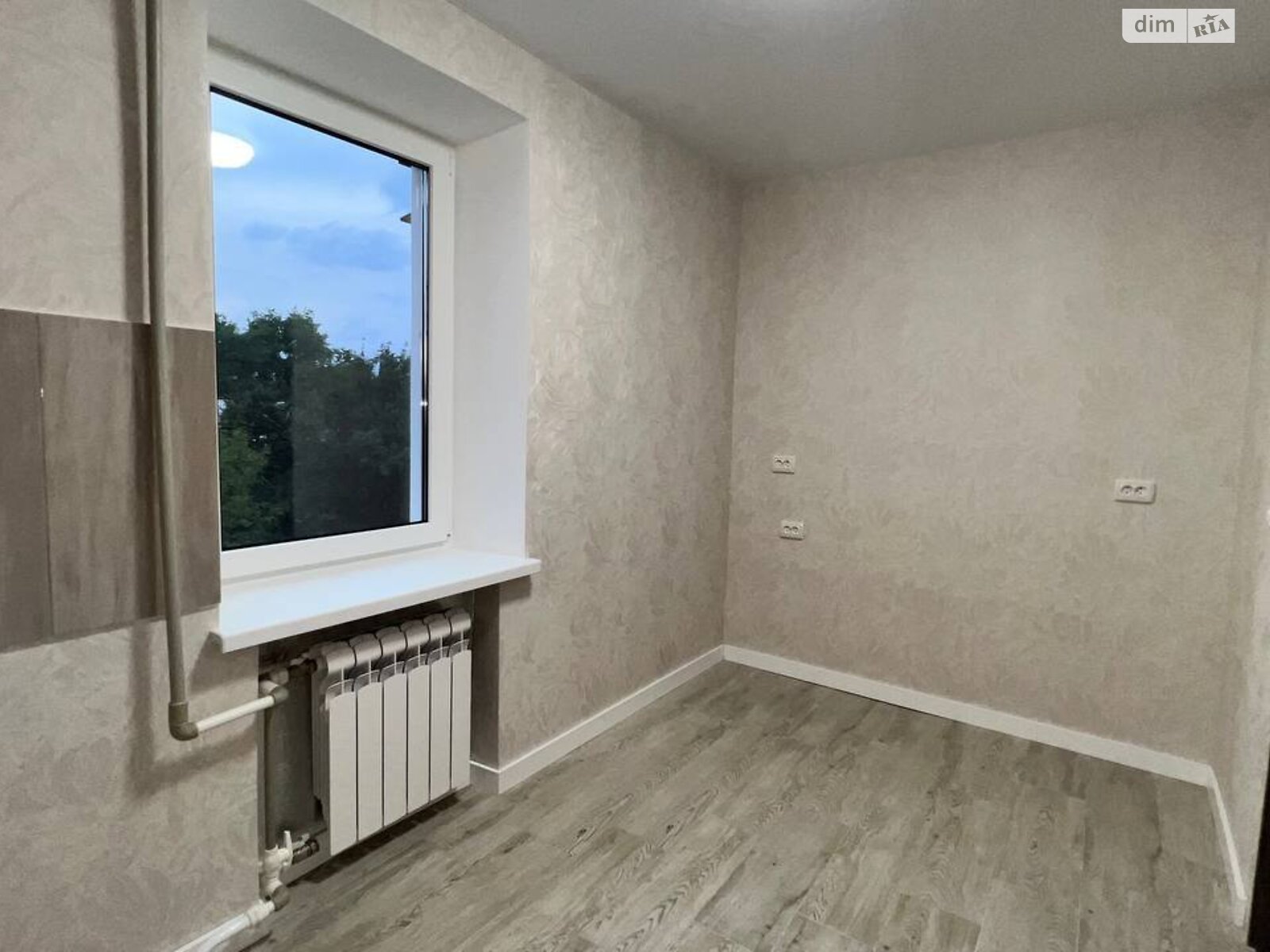 Продаж однокімнатної квартири в Дніпрі, на вул. Семафорна 13, район Північний фото 1