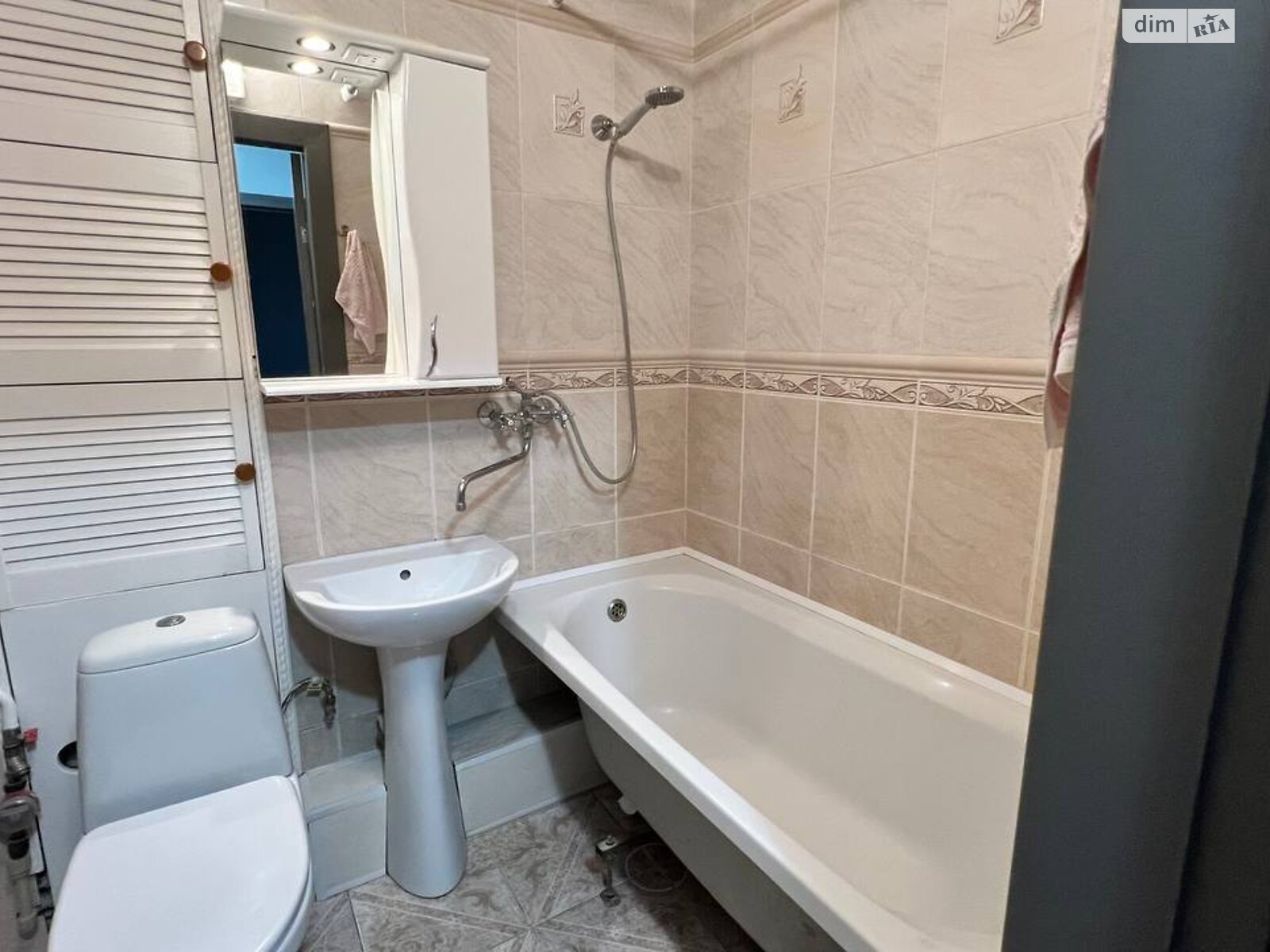 Продаж однокімнатної квартири в Дніпрі, на вул. Семафорна 13, район Північний фото 1