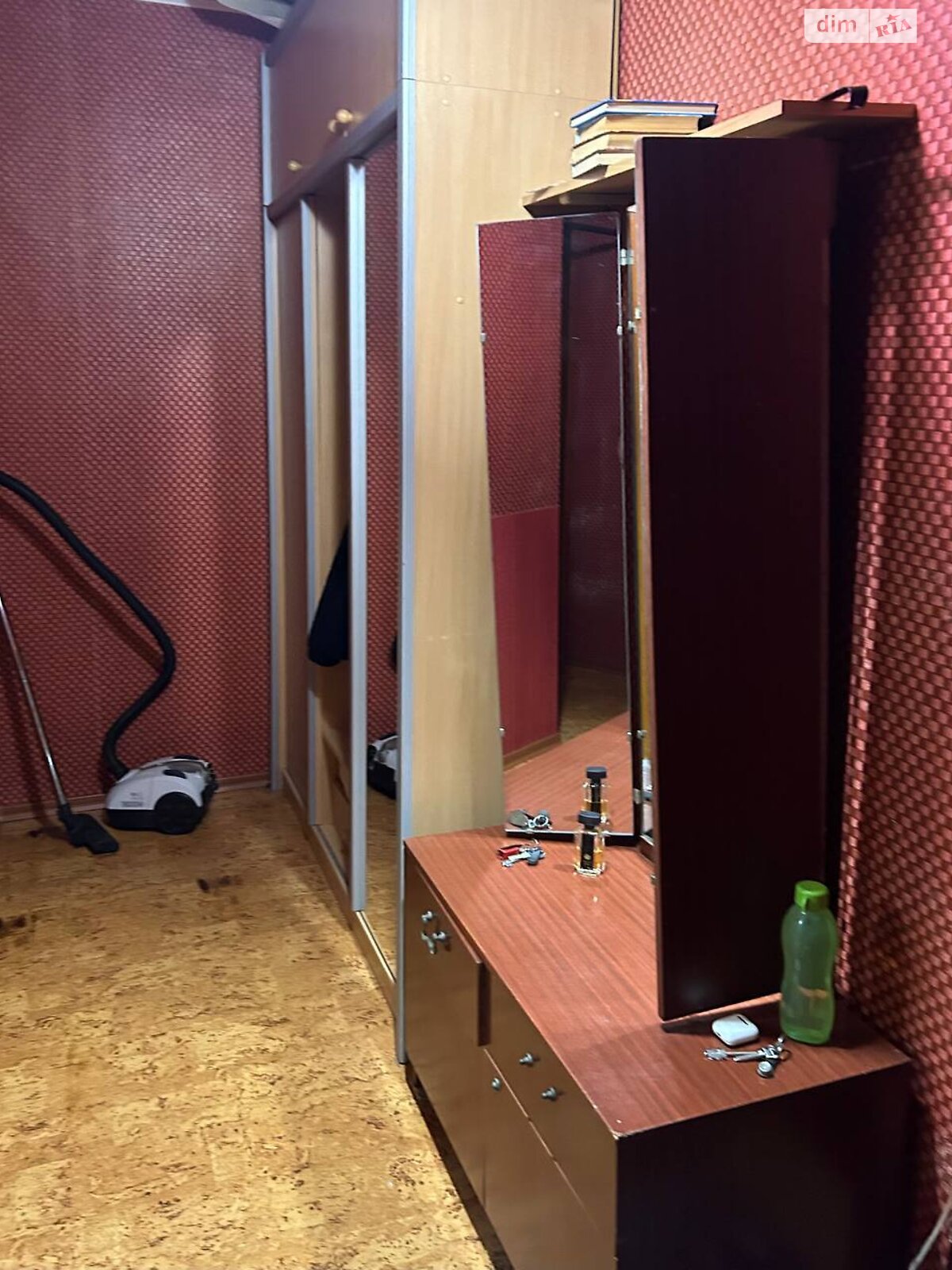 Продажа однокомнатной квартиры в Днепре, на ул. Семафорная 48, район Северный фото 1