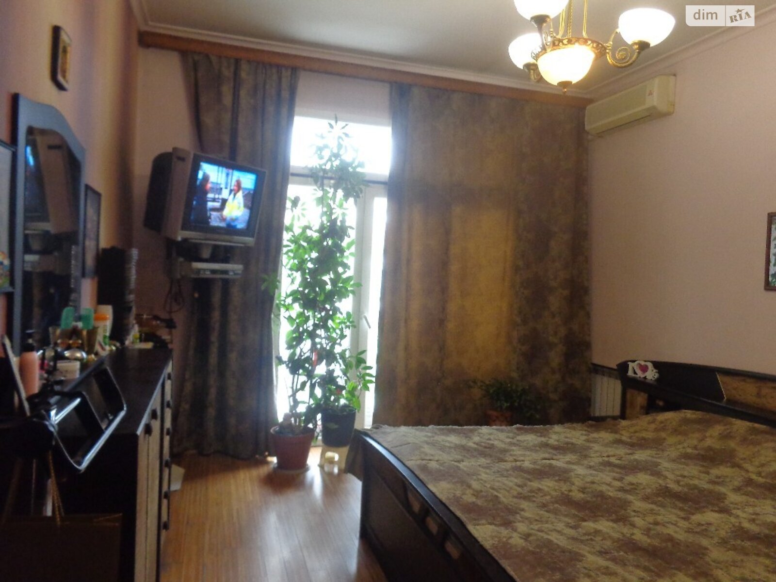 Продаж трикімнатної квартири в Дніпрі, на вул. Фабра Андрія 5, район Шевченківський фото 1