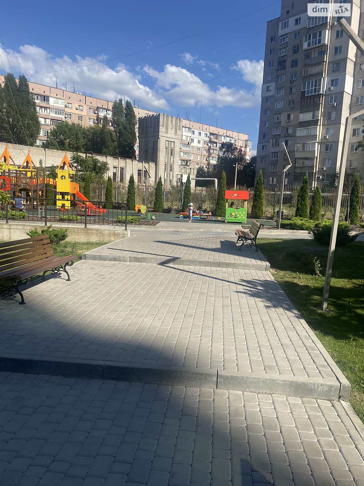 Продажа трехкомнатной квартиры в Днепре, на просп. Науки 112А, район Шевченковский фото 1 Продажа трехкомнатной квартиры в Днепре, на просп. Науки 112А, район Шевченковский фото 1