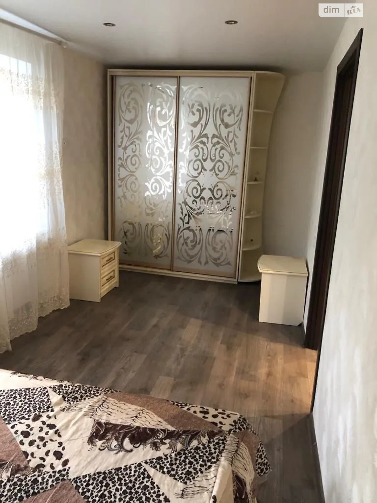 Продаж двокімнатної квартири в Дніпрі, на просп. Хмельницького Богдана 118, район Шевченківський фото 1 Продаж двокімнатної квартири в Дніпрі, на просп. Хмельницького Богдана 118, район Шевченківський фото 1