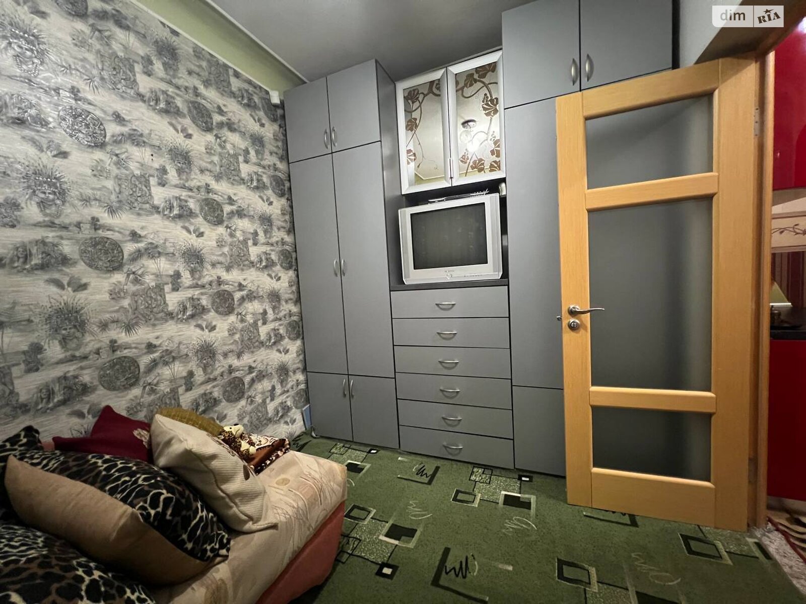 Продажа двухкомнатной квартиры в Днепре, на ул. Исполкомовская 39, район Шевченковский фото 1 Продажа двухкомнатной квартиры в Днепре, на ул. Исполкомовская 39, район Шевченковский фото 1