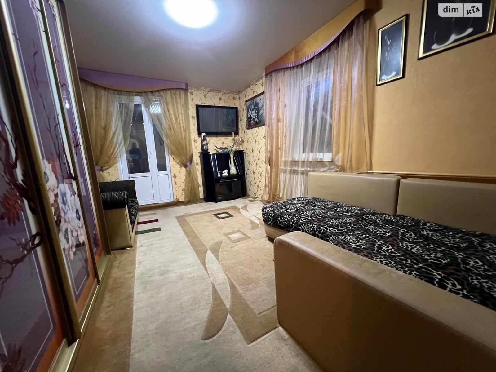 Продажа двухкомнатной квартиры в Днепре, на ул. Исполкомовская 39, район Шевченковский фото 1 Продажа двухкомнатной квартиры в Днепре, на ул. Исполкомовская 39, район Шевченковский фото 1