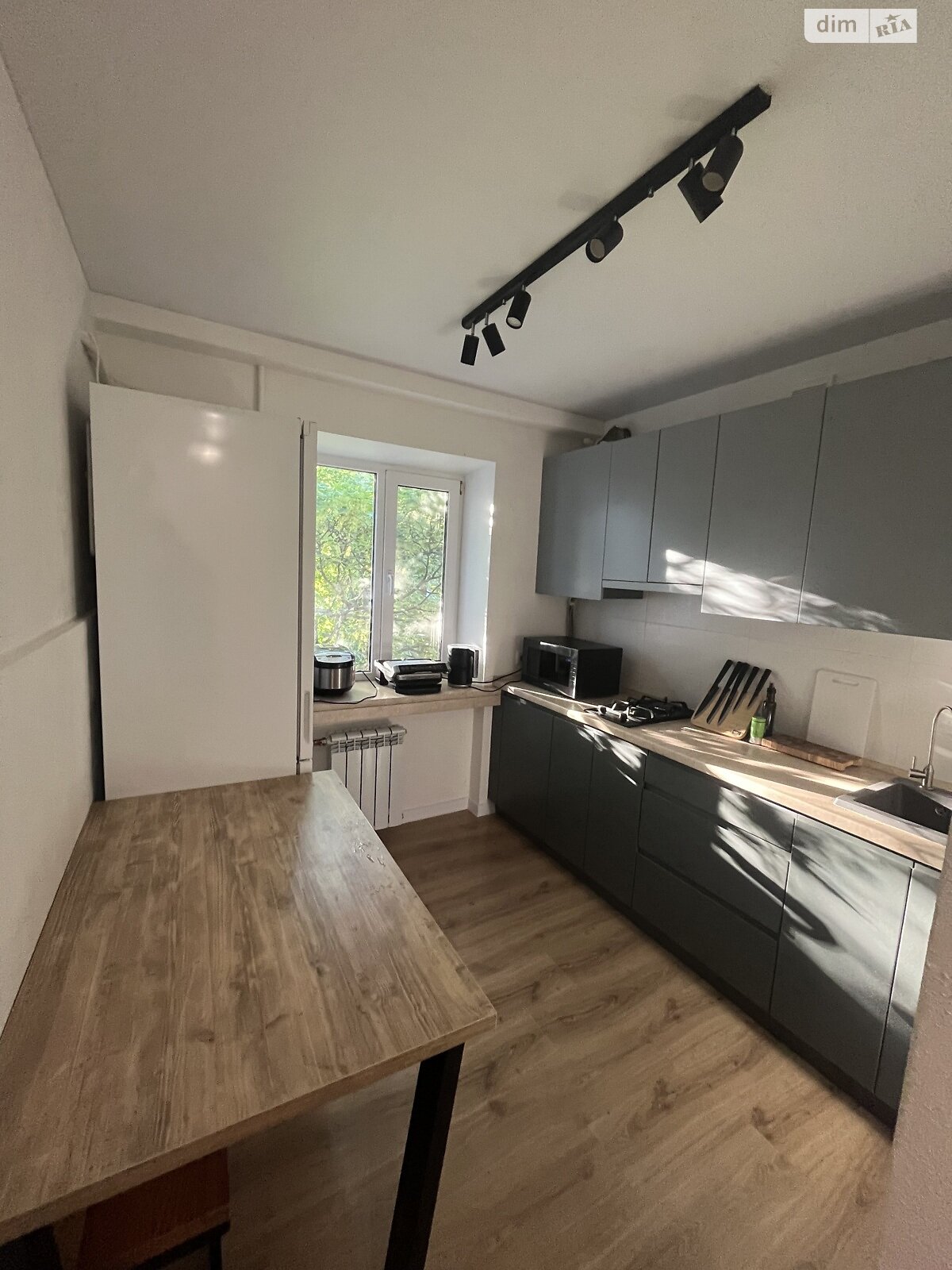 Продаж двокімнатної квартири в Дніпрі, на вул. Квартальна 17, кв. 60, район Шевченківський фото 1 Продаж двокімнатної квартири в Дніпрі, на вул. Квартальна 17, кв. 60, район Шевченківський фото 1