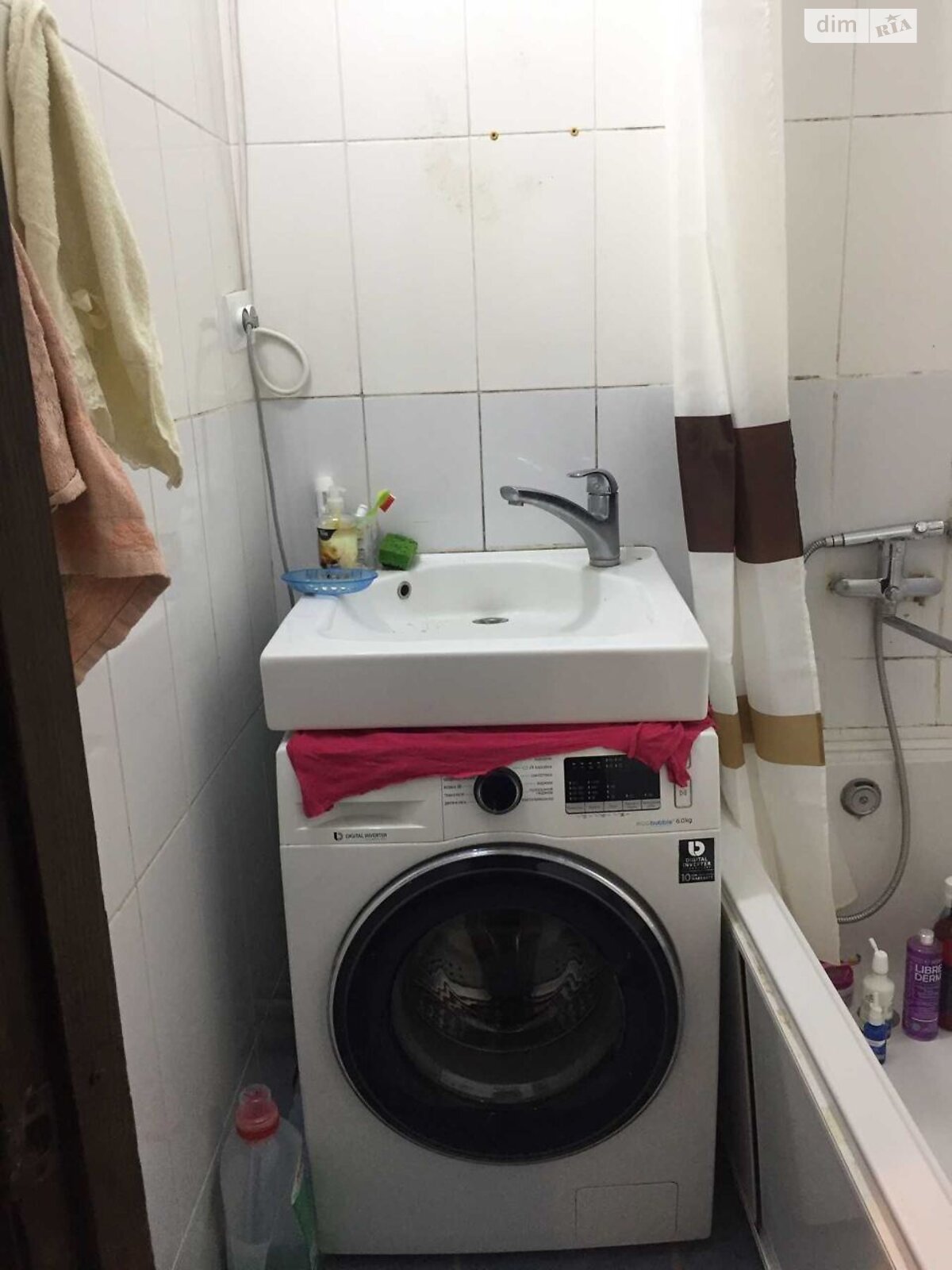 Продаж трикімнатної квартири в Дніпрі, на вул. Квартальна 38, район Шевченківський фото 1 Продаж трикімнатної квартири в Дніпрі, на вул. Квартальна 38, район Шевченківський фото 1