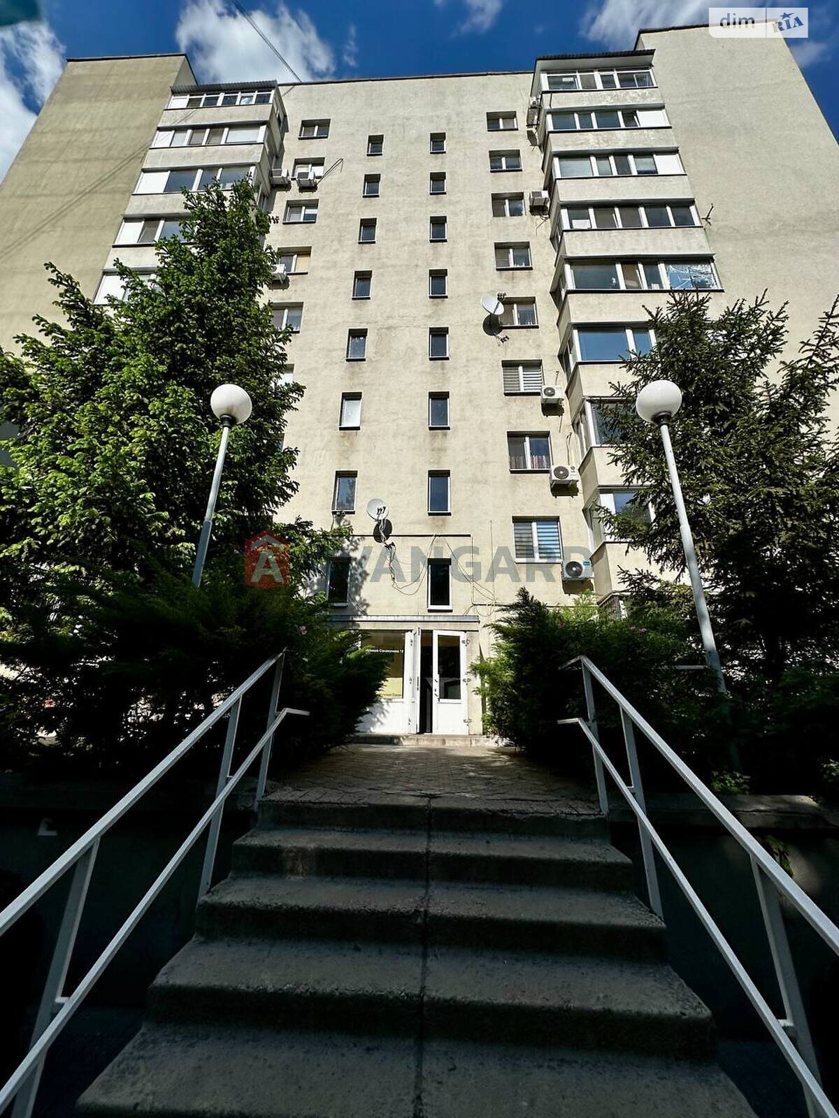 Продажа трехкомнатной квартиры в Днепре, на ул. Мукаша Салуканова 12, район Шевченковский фото 1 Продажа трехкомнатной квартиры в Днепре, на ул. Мукаша Салуканова 12, район Шевченковский фото 1