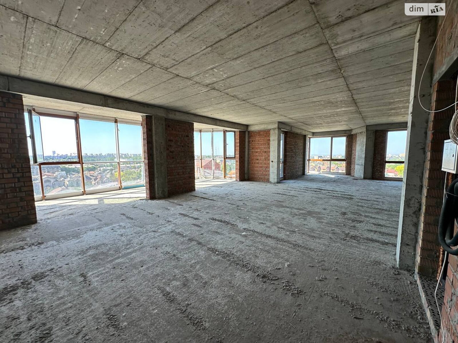 Продажа четырехкомнатной квартиры в Днепре, на просп. Науки 112Б, кв. 96, район Шевченковский фото 1 Продажа четырехкомнатной квартиры в Днепре, на просп. Науки 112Б, кв. 96, район Шевченковский фото 1