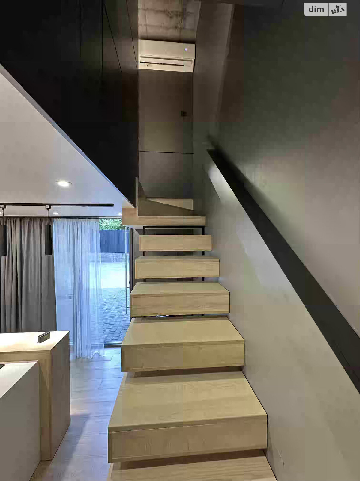 Продаж однокімнатної квартири в Дніпрі, на просп. Науки, район Шевченківський фото 1 Продаж однокімнатної квартири в Дніпрі, на просп. Науки, район Шевченківський фото 1