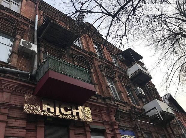 Продаж чотирикімнатної квартири в Дніпрі на вул. Воскресенська район Шевченківський фото 1 Продаж чотирикімнатної квартири в Дніпрі на вул. Воскресенська район Шевченківський фото 1