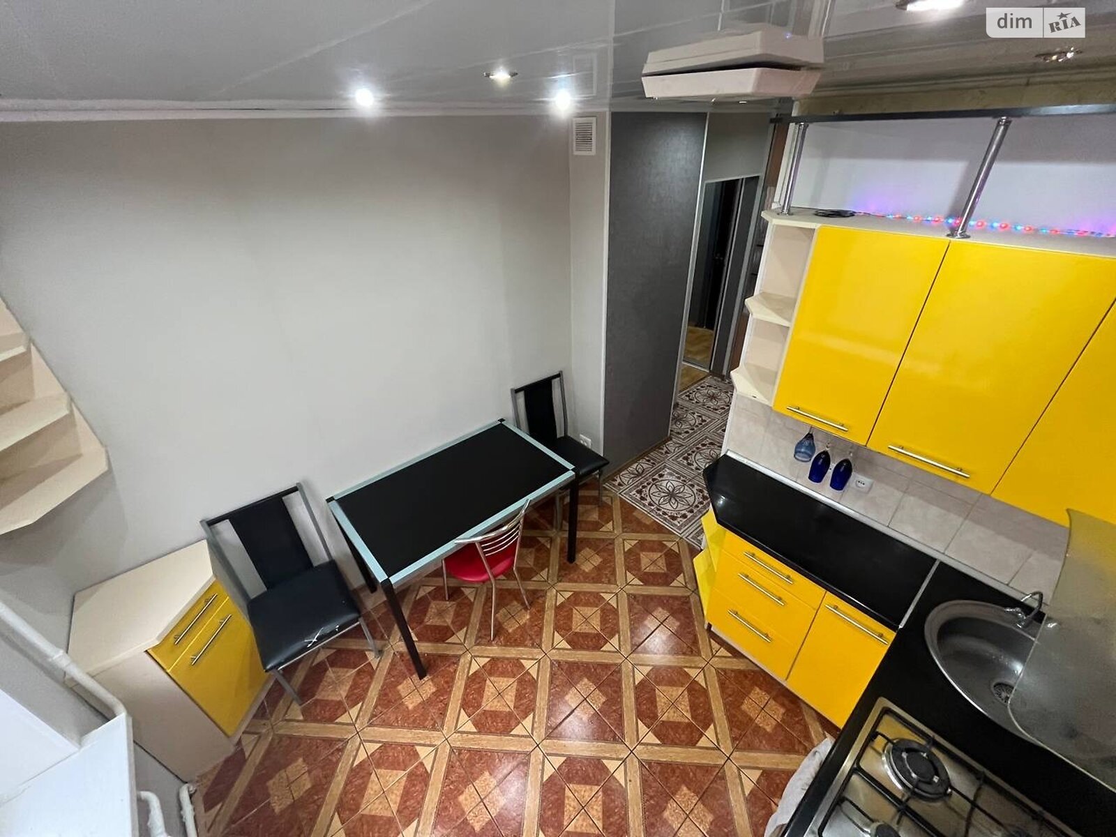 Продаж трикімнатної квартири в Дніпрі, на мас. Тополя-3 77А/1, район Шевченківський фото 1 Продаж трикімнатної квартири в Дніпрі, на мас. Тополя-3 77А/1, район Шевченківський фото 1