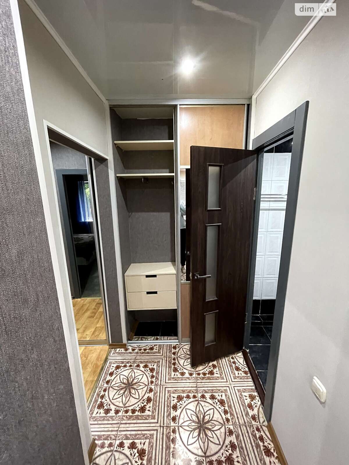 Продаж трикімнатної квартири в Дніпрі, на мас. Тополя-3 77А/1, район Шевченківський фото 1 Продаж трикімнатної квартири в Дніпрі, на мас. Тополя-3 77А/1, район Шевченківський фото 1