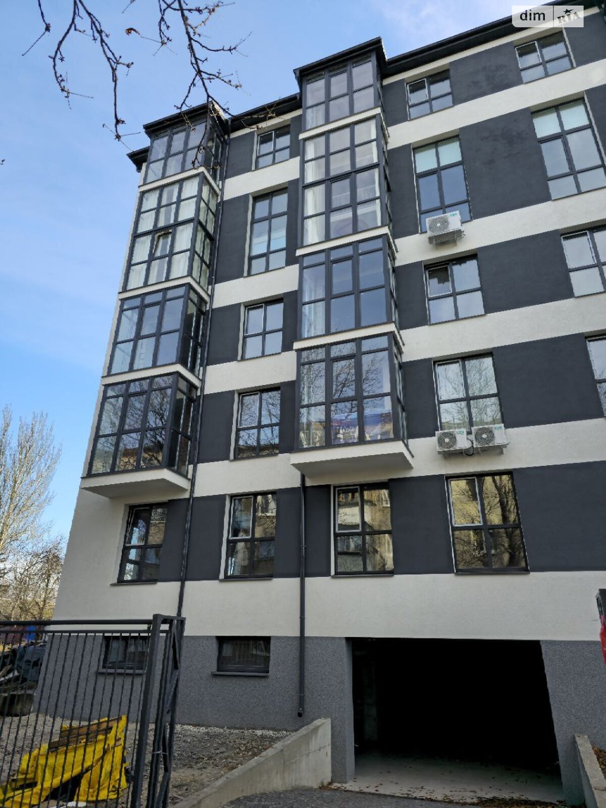 Продажа трехкомнатной квартиры в Днепре, на ул. Ольгерда Бочковского 26Д, район Шевченковский фото 1 Продажа трехкомнатной квартиры в Днепре, на ул. Ольгерда Бочковского 26Д, район Шевченковский фото 1