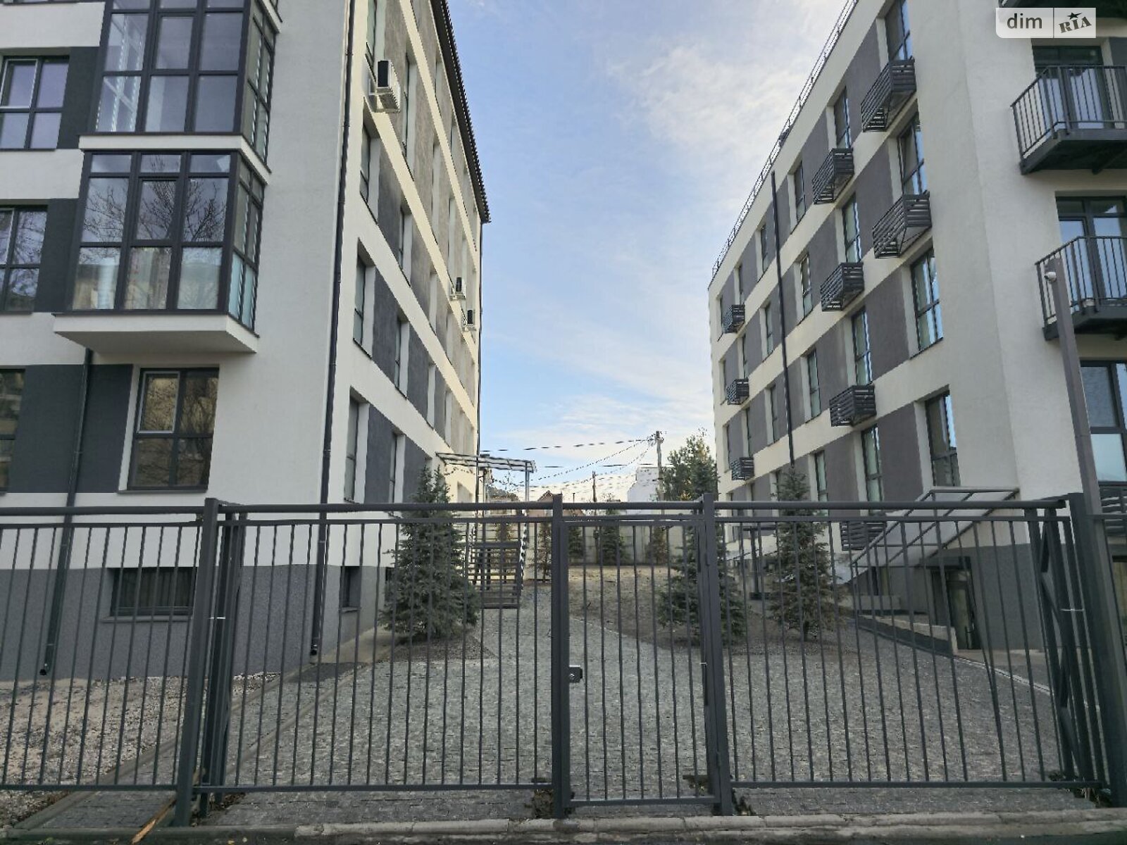 Продажа трехкомнатной квартиры в Днепре, на ул. Ольгерда Бочковского 26Д, район Шевченковский фото 1 Продажа трехкомнатной квартиры в Днепре, на ул. Ольгерда Бочковского 26Д, район Шевченковский фото 1