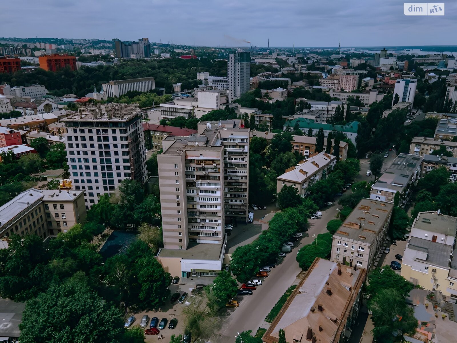 Продаж чотирикімнатної квартири в Дніпрі, на вул. Володимира Великого князя, район Шевченківський фото 1 Продаж чотирикімнатної квартири в Дніпрі, на вул. Володимира Великого князя, район Шевченківський фото 1