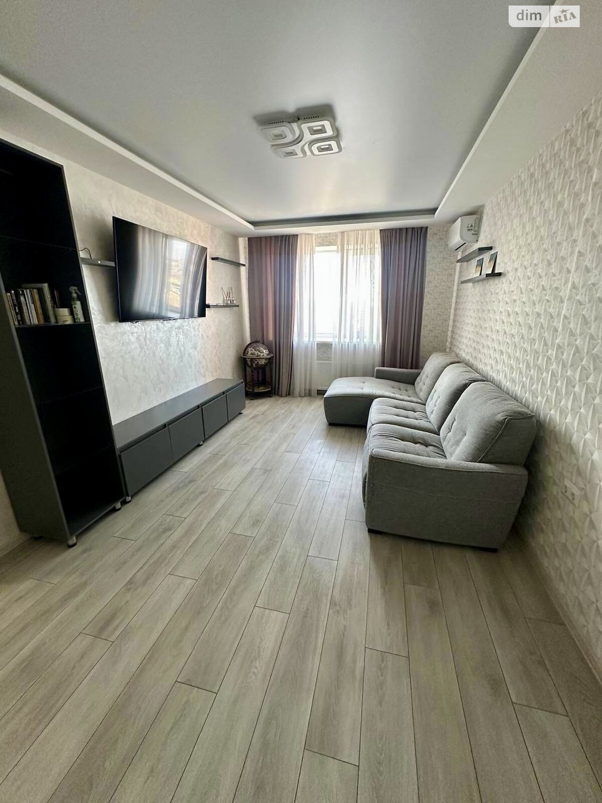 Продажа трехкомнатной квартиры в Днепре, на шоссе Запорожское 28Я, кв. 70, район Шевченковский фото 1 Продажа трехкомнатной квартиры в Днепре, на шоссе Запорожское 28Я, кв. 70, район Шевченковский фото 1