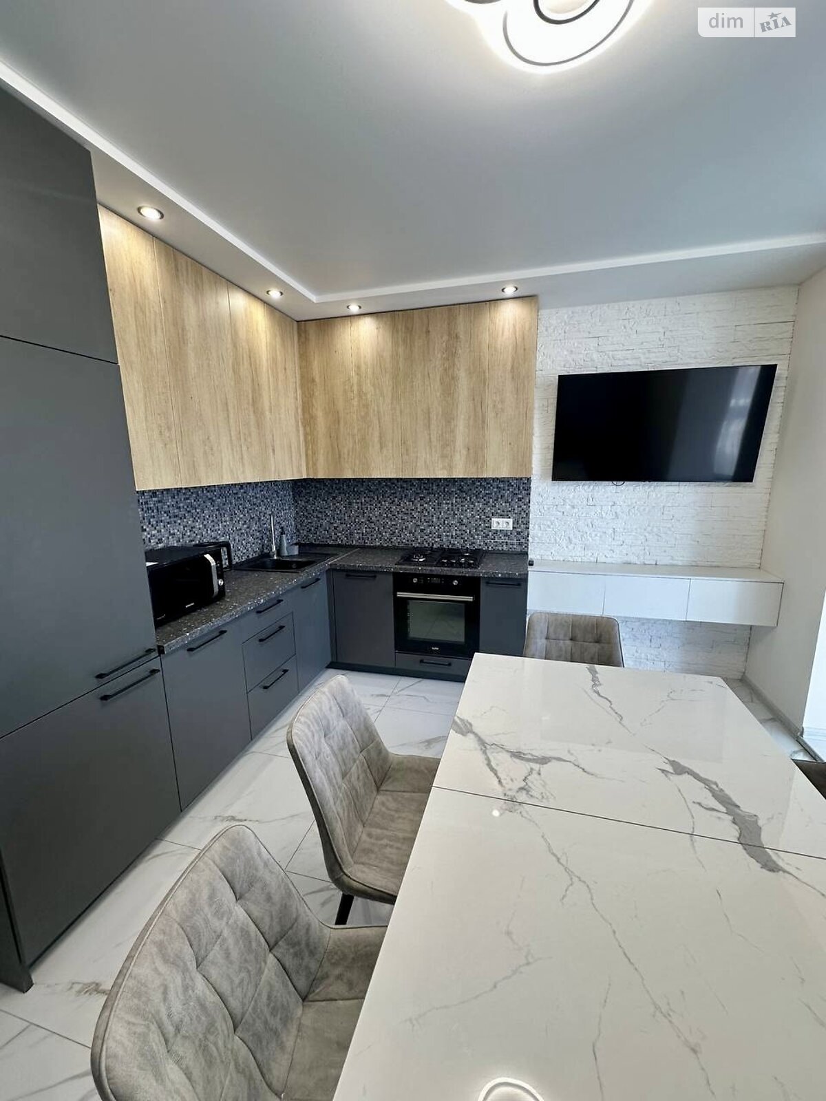 Продажа трехкомнатной квартиры в Днепре, на шоссе Запорожское 28Я, кв. 70, район Шевченковский фото 1 Продажа трехкомнатной квартиры в Днепре, на шоссе Запорожское 28Я, кв. 70, район Шевченковский фото 1