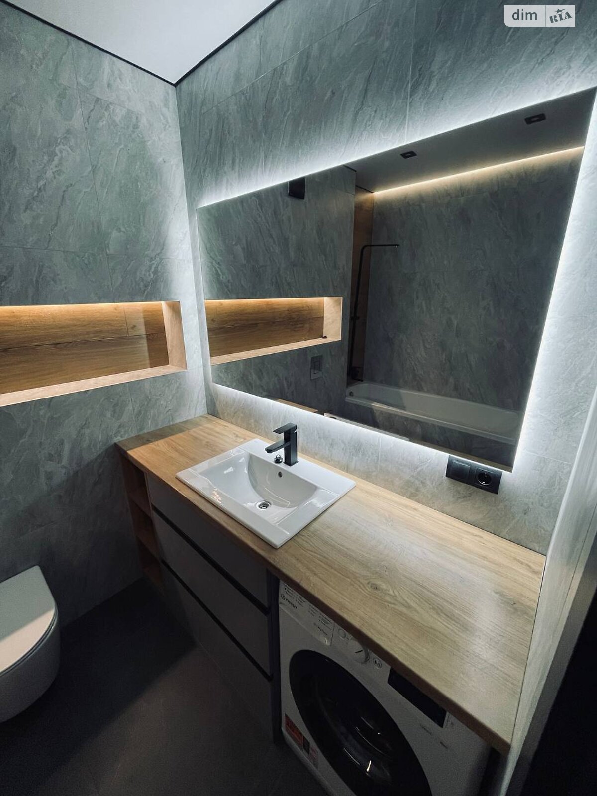Продажа трехкомнатной квартиры в Днепре, на шоссе Запорожское 32А, район Шевченковский фото 1 Продажа трехкомнатной квартиры в Днепре, на шоссе Запорожское 32А, район Шевченковский фото 1