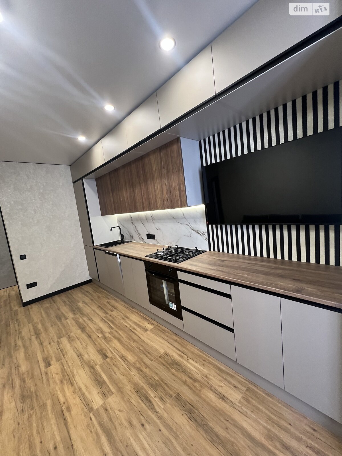 Продажа двухкомнатной квартиры в Днепре, на шоссе Запорожское 32Д, кв. 329, район Шевченковский фото 1 Продажа двухкомнатной квартиры в Днепре, на шоссе Запорожское 32Д, кв. 329, район Шевченковский фото 1