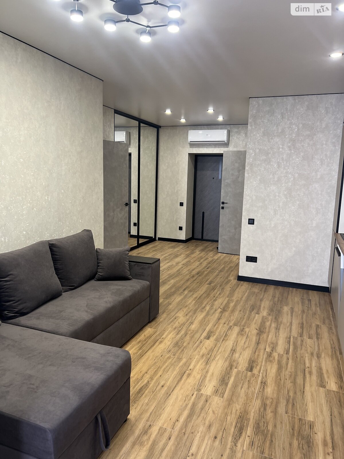 Продажа двухкомнатной квартиры в Днепре, на шоссе Запорожское 32Д, кв. 329, район Шевченковский фото 1 Продажа двухкомнатной квартиры в Днепре, на шоссе Запорожское 32Д, кв. 329, район Шевченковский фото 1