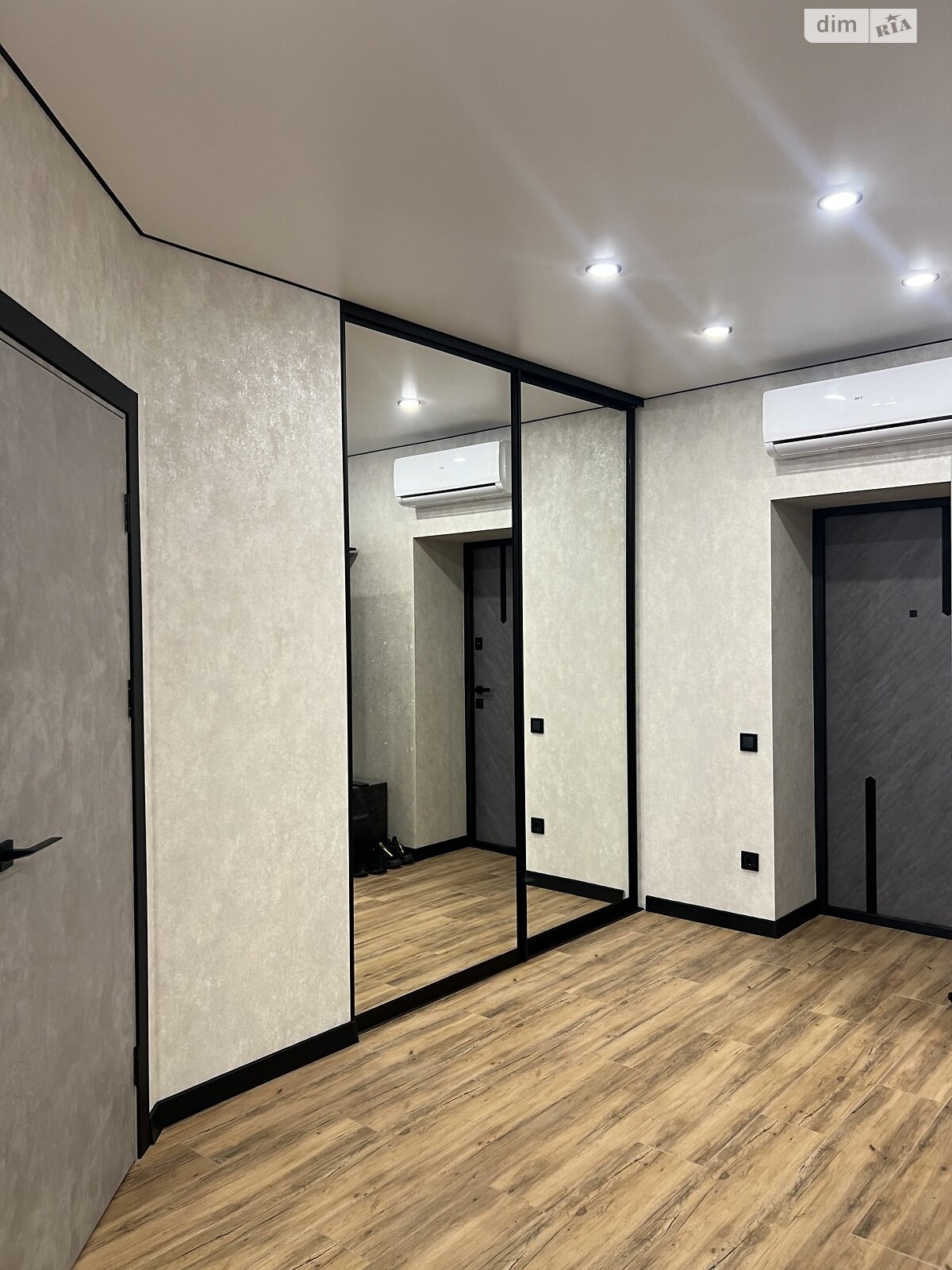 Продажа двухкомнатной квартиры в Днепре, на шоссе Запорожское 32Д, кв. 329, район Шевченковский фото 1 Продажа двухкомнатной квартиры в Днепре, на шоссе Запорожское 32Д, кв. 329, район Шевченковский фото 1