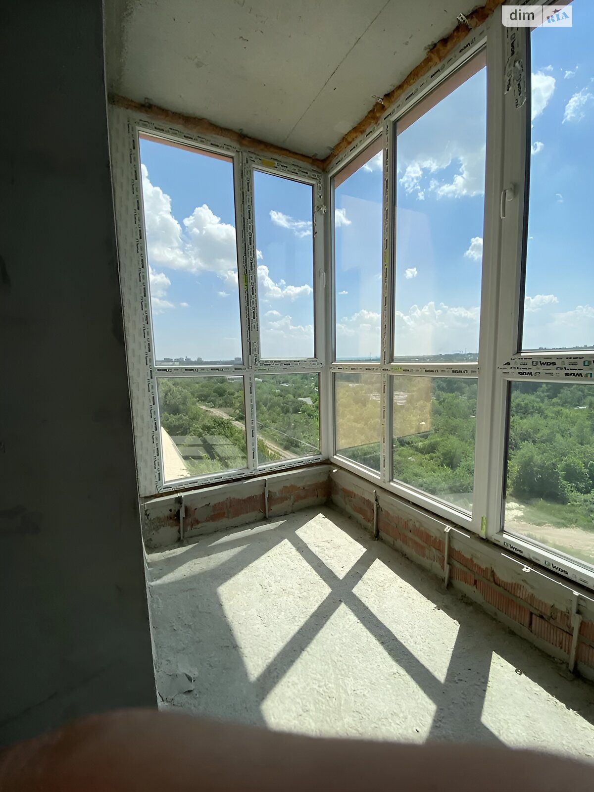 Продаж трикімнатної квартири в Дніпрі, на шосе Запорізьке, район Шевченківський фото 1 Продаж трикімнатної квартири в Дніпрі, на шосе Запорізьке, район Шевченківський фото 1