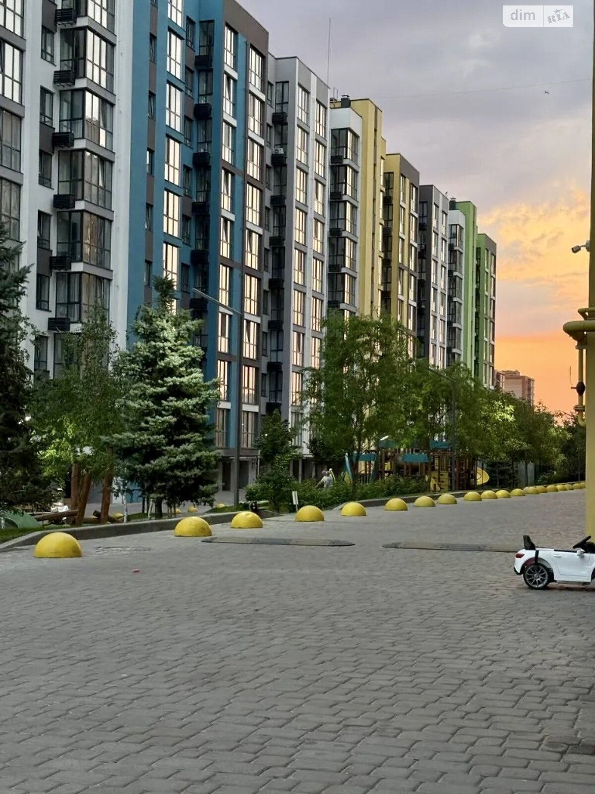 Продажа трехкомнатной квартиры в Днепре, на шоссе Запорожское 32, район Шевченковский фото 1 Продажа трехкомнатной квартиры в Днепре, на шоссе Запорожское 32, район Шевченковский фото 1
