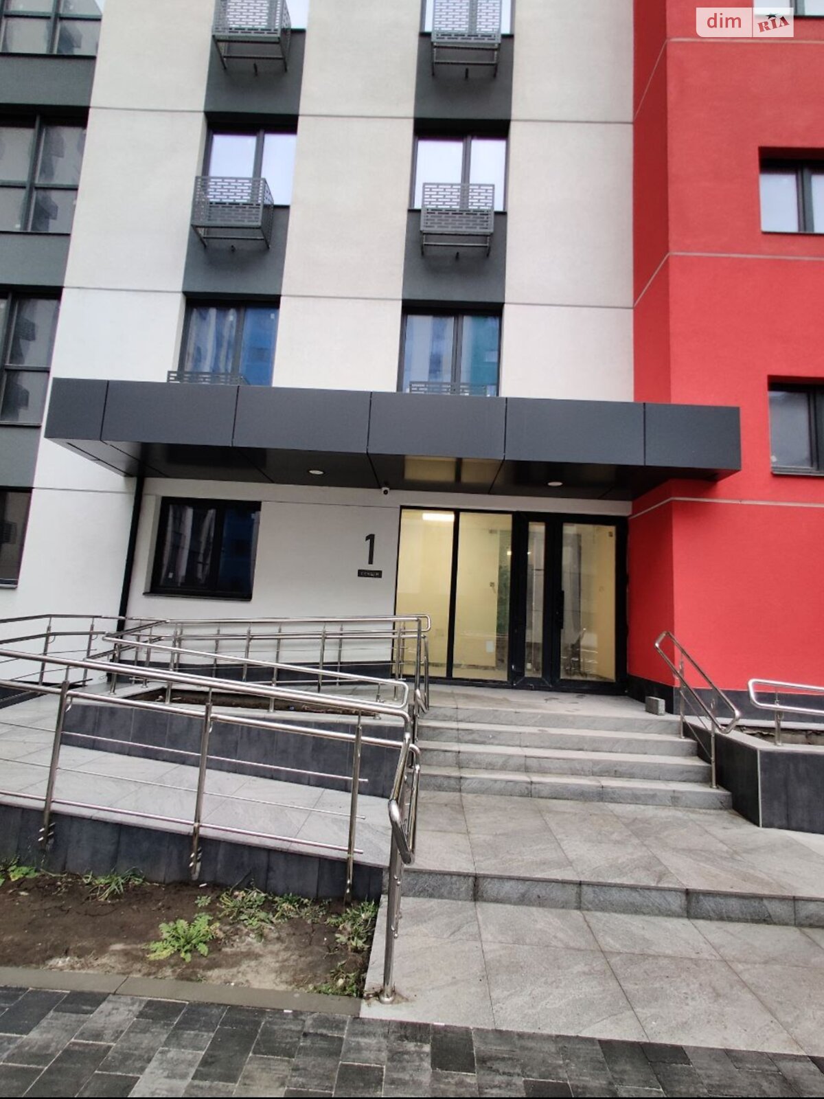 Продажа трехкомнатной квартиры в Днепре, на шоссе Запорожское 28, район Шевченковский фото 1 Продажа трехкомнатной квартиры в Днепре, на шоссе Запорожское 28, район Шевченковский фото 1