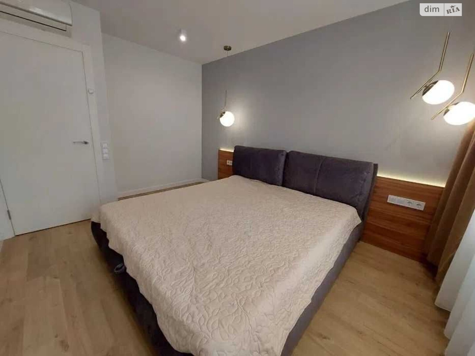 Продажа трехкомнатной квартиры в Днепре, на шоссе Запорожское 28Ш, район Шевченковский фото 1 Продажа трехкомнатной квартиры в Днепре, на шоссе Запорожское 28Ш, район Шевченковский фото 1