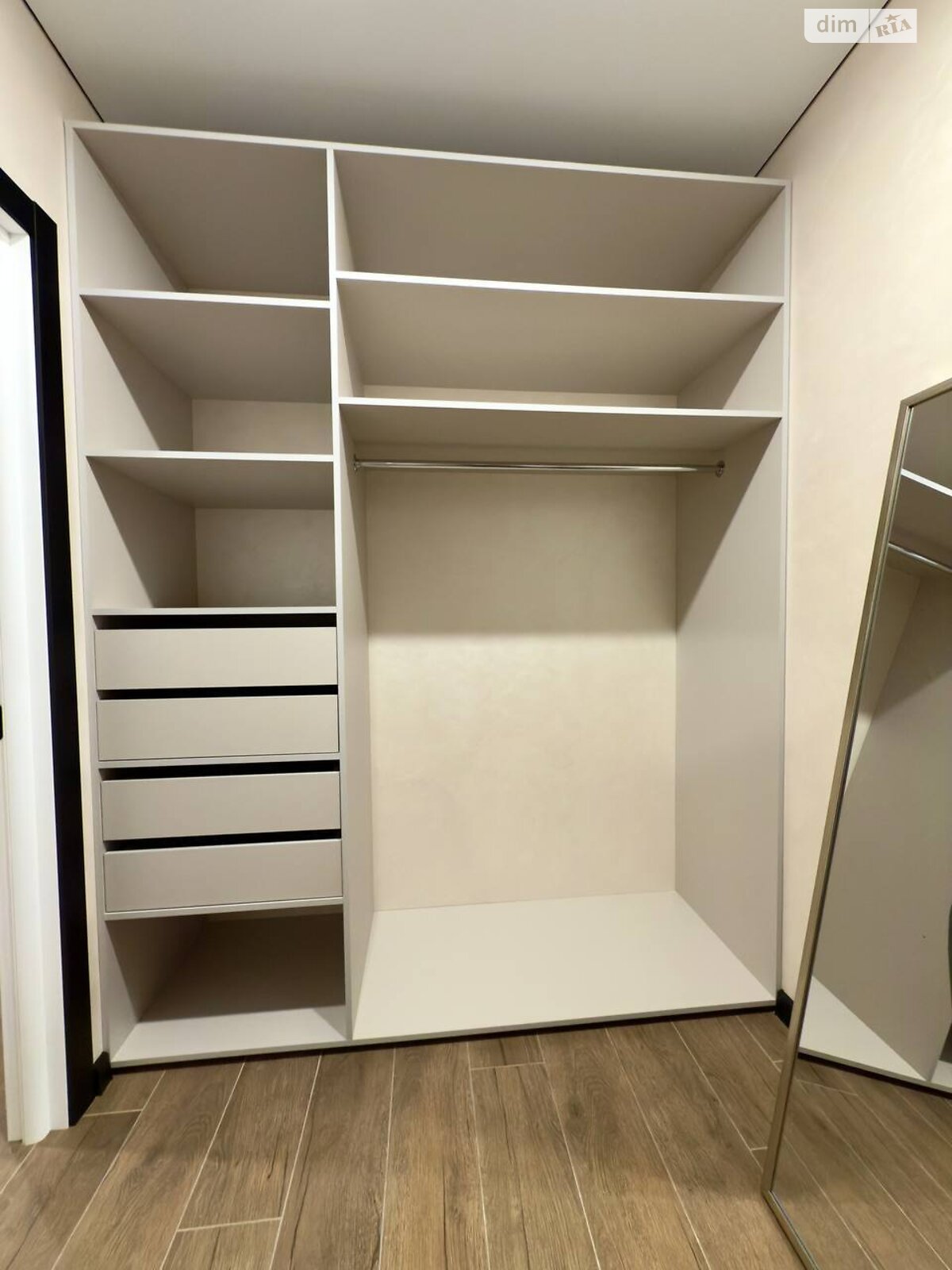 Продажа однокомнатной квартиры в Днепре, на шоссе Запорожское, район Шевченковский фото 1 Продажа однокомнатной квартиры в Днепре, на шоссе Запорожское, район Шевченковский фото 1