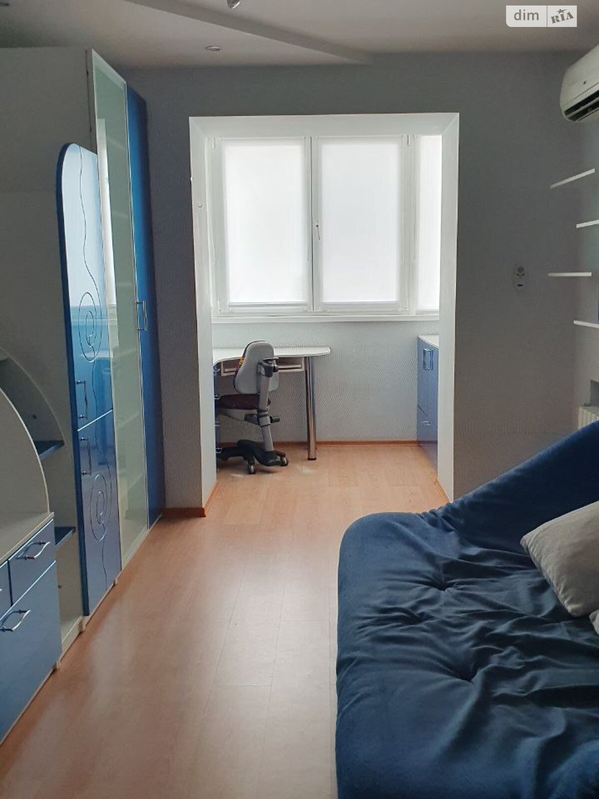Продажа трехкомнатной квартиры в Днепре, на бул. Звездный, фото 1 Продажа трехкомнатной квартиры в Днепре, на бул. Звездный, фото 1
