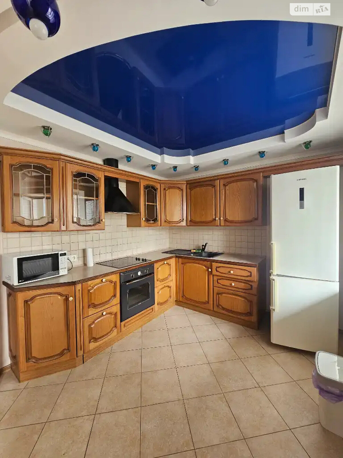 Продажа трехкомнатной квартиры в Днепре, на бул. Звездный 1, район Шевченковский фото 1