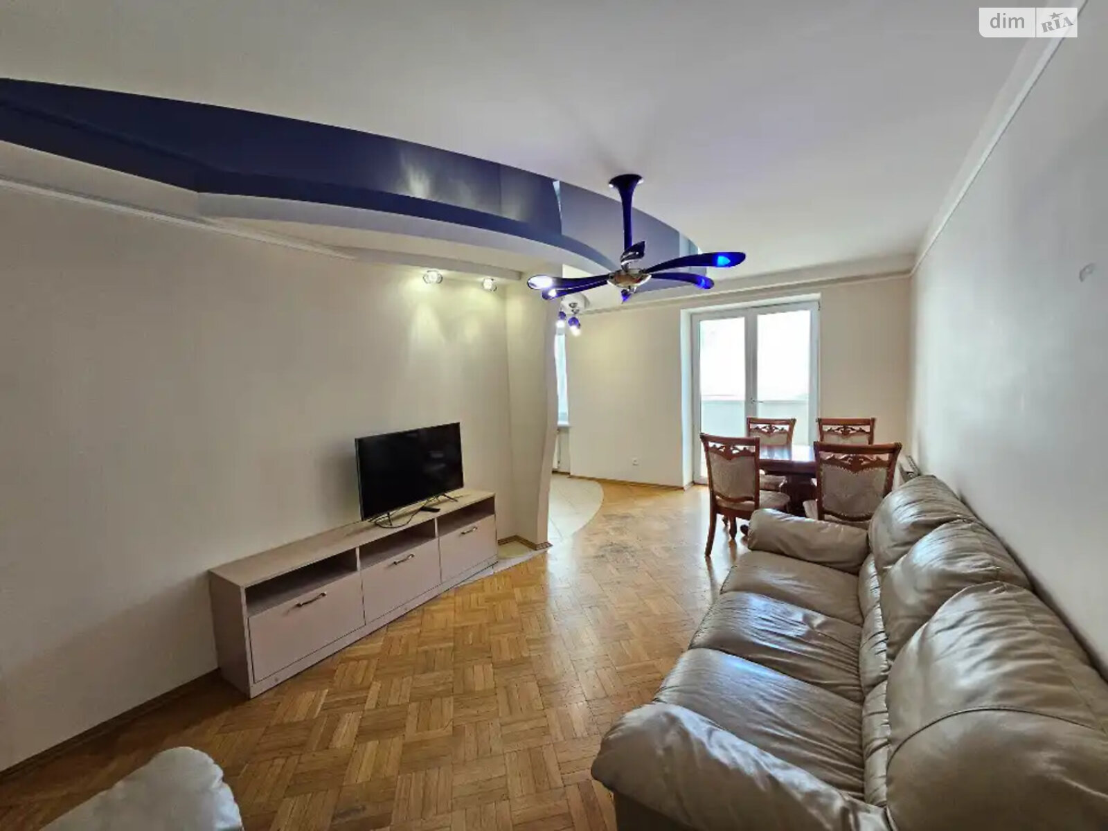 Продажа трехкомнатной квартиры в Днепре, на бул. Звездный 1, район Шевченковский фото 1