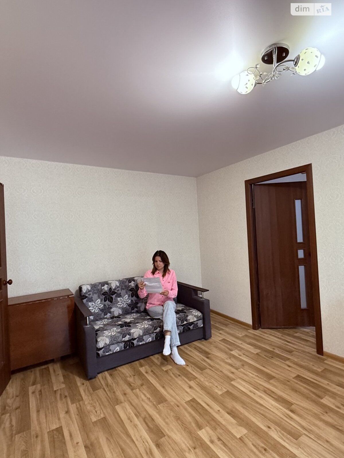 Продаж двокімнатної квартири в Дніпрі, на просп. Поля Олександра, район Славутич фото 1 Продаж двокімнатної квартири в Дніпрі, на просп. Поля Олександра, район Славутич фото 1
