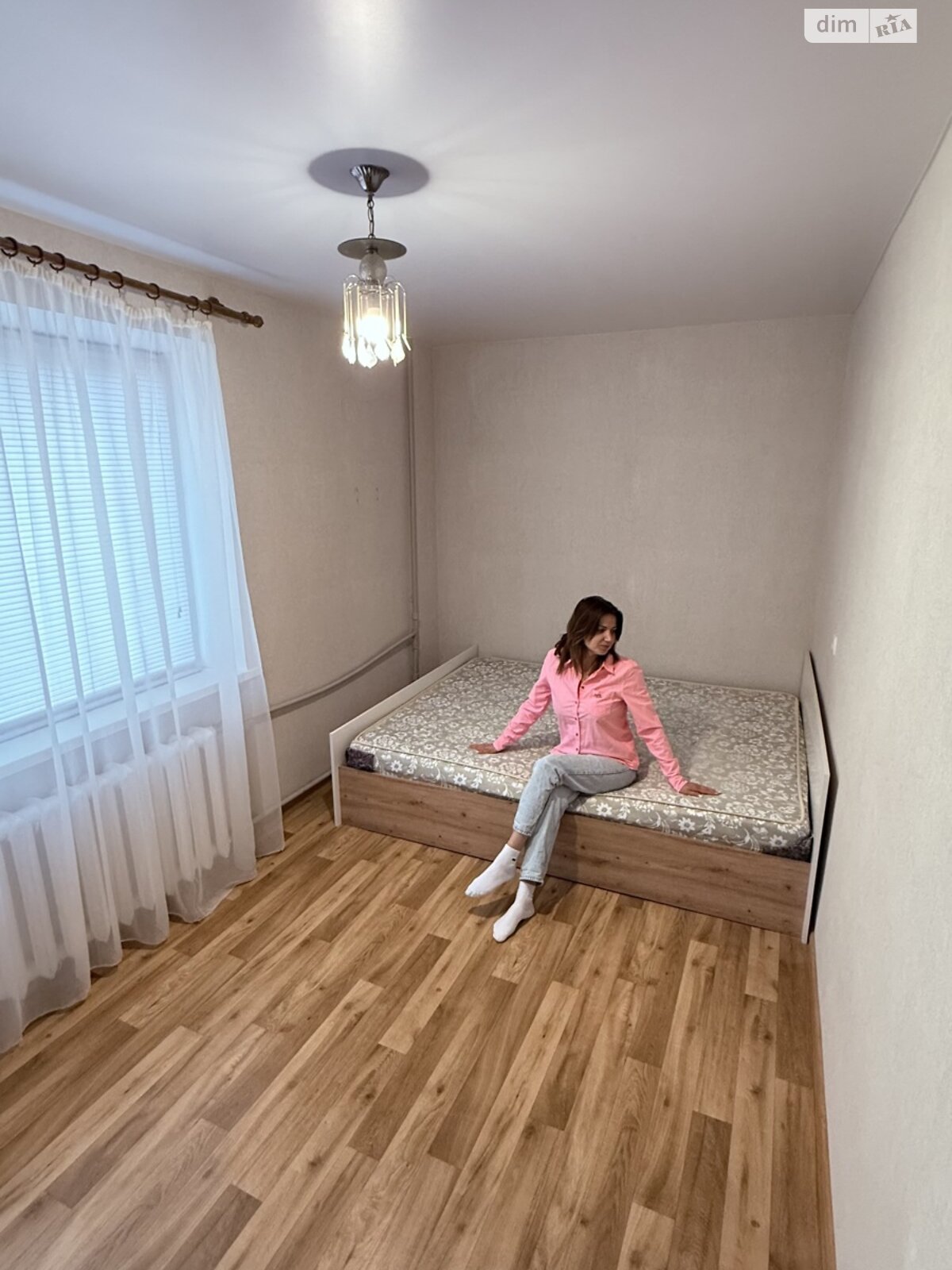 Продаж двокімнатної квартири в Дніпрі, на просп. Поля Олександра, район Славутич фото 1 Продаж двокімнатної квартири в Дніпрі, на просп. Поля Олександра, район Славутич фото 1