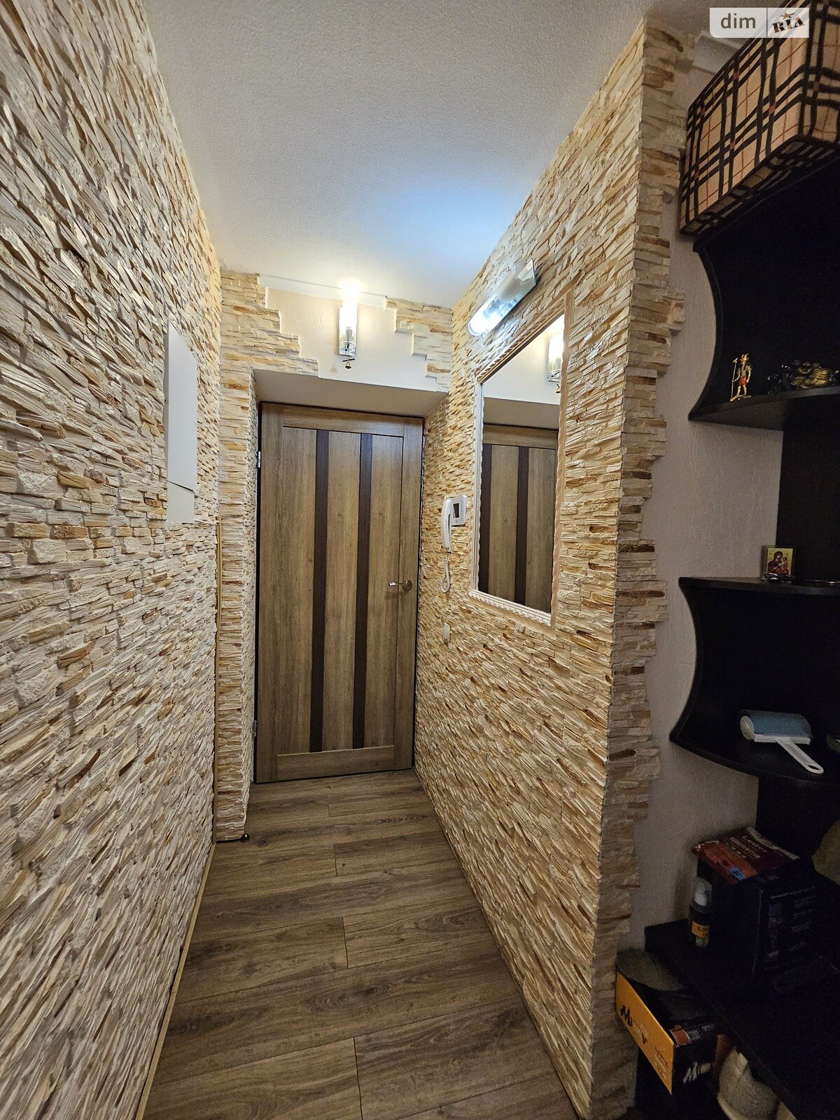 Продажа трехкомнатной квартиры в Днепре, на просп. Поля Александра 129Б, район Славутич фото 1 Продажа трехкомнатной квартиры в Днепре, на просп. Поля Александра 129Б, район Славутич фото 1