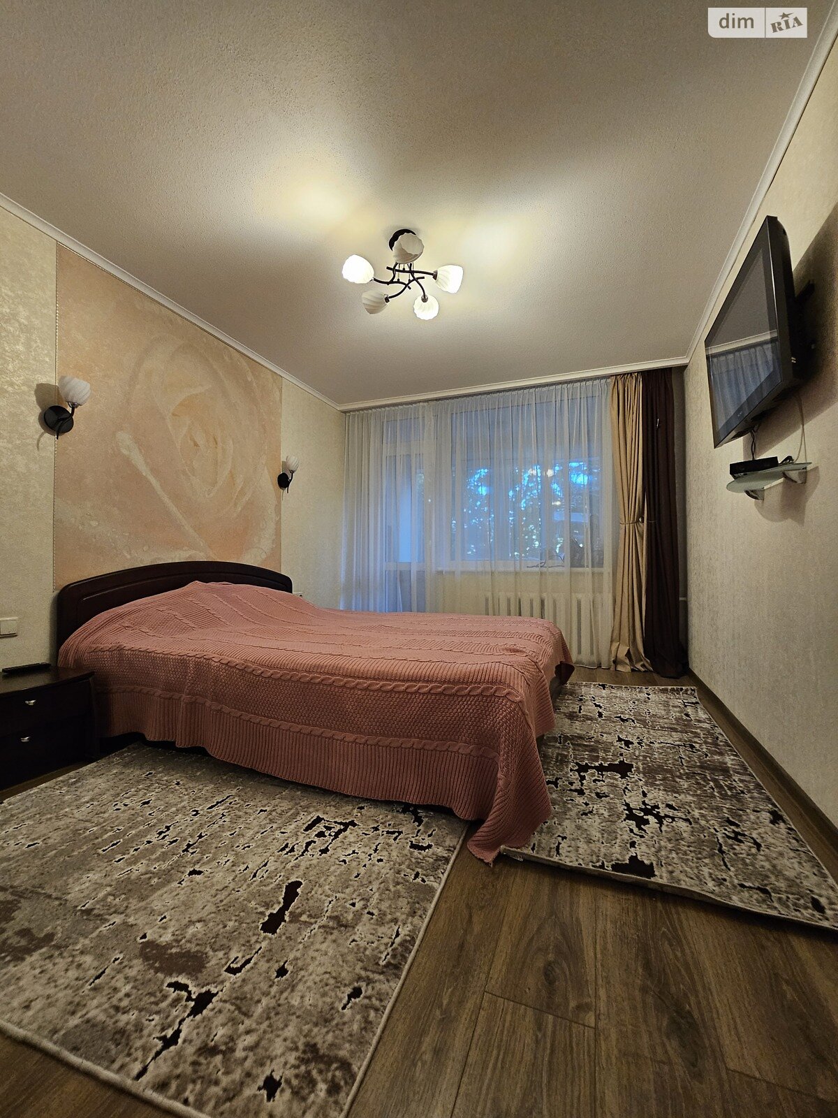 Продажа трехкомнатной квартиры в Днепре, на просп. Поля Александра 129Б, район Славутич фото 1 Продажа трехкомнатной квартиры в Днепре, на просп. Поля Александра 129Б, район Славутич фото 1