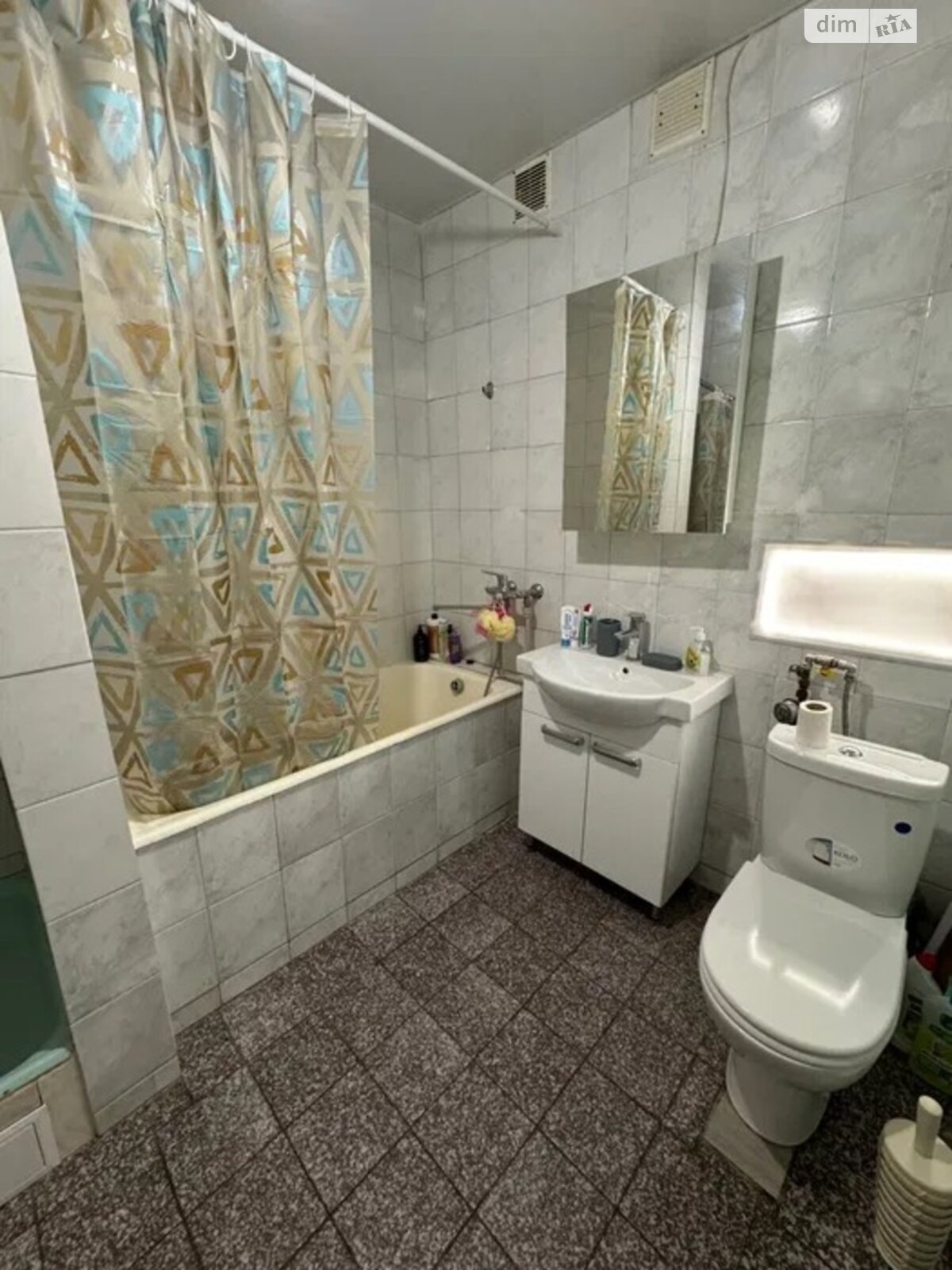 Продажа трехкомнатной квартиры в Днепре, на просп. Поля Александра 96, район Славутич фото 1