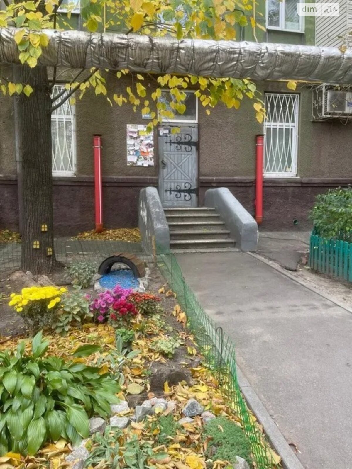 Продажа трехкомнатной квартиры в Днепре, на просп. Поля Александра 96, район Славутич фото 1