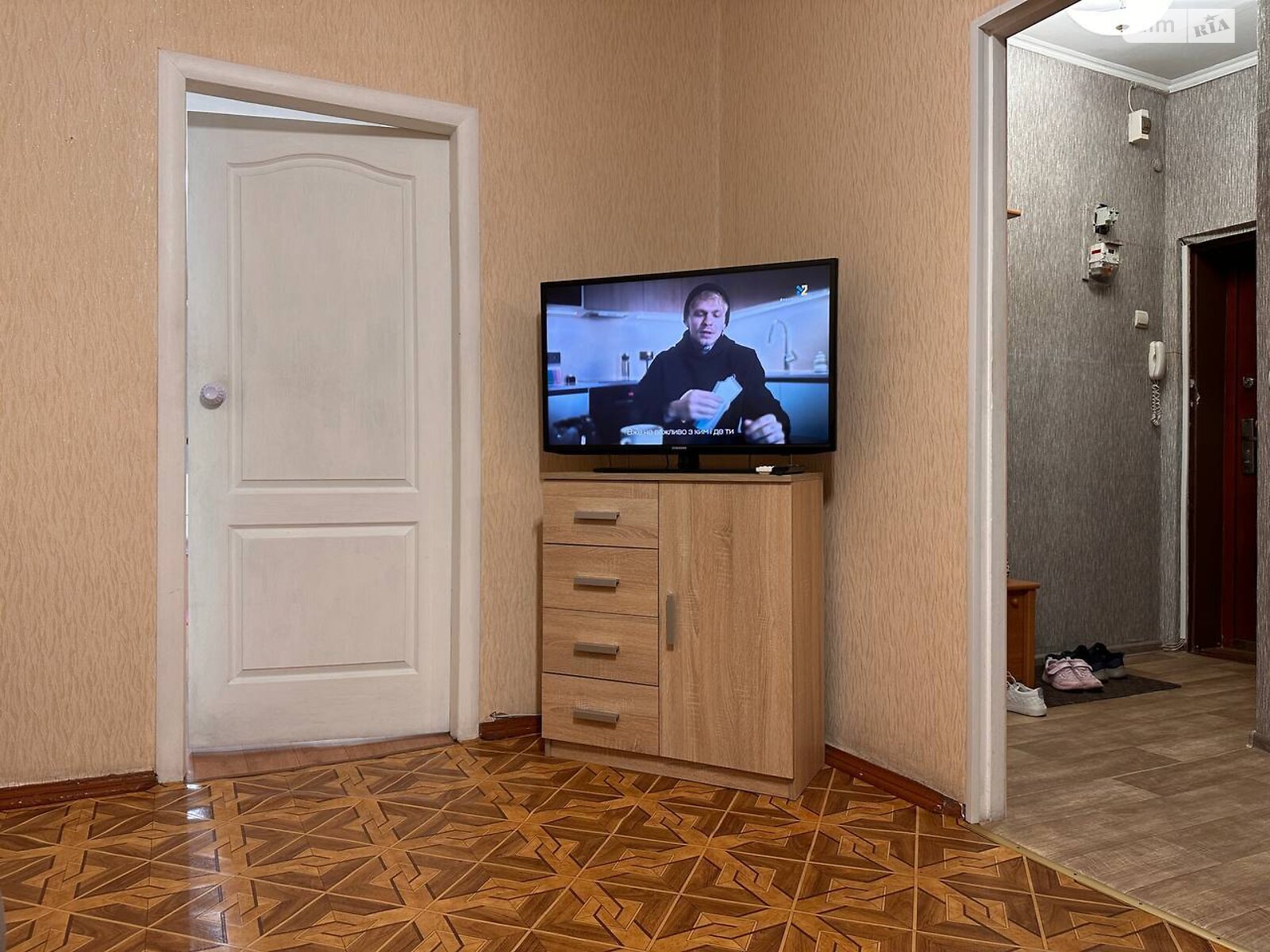Продажа двухкомнатной квартиры в Днепре, на просп. Слобожанский 4, район Индустриальный фото 1