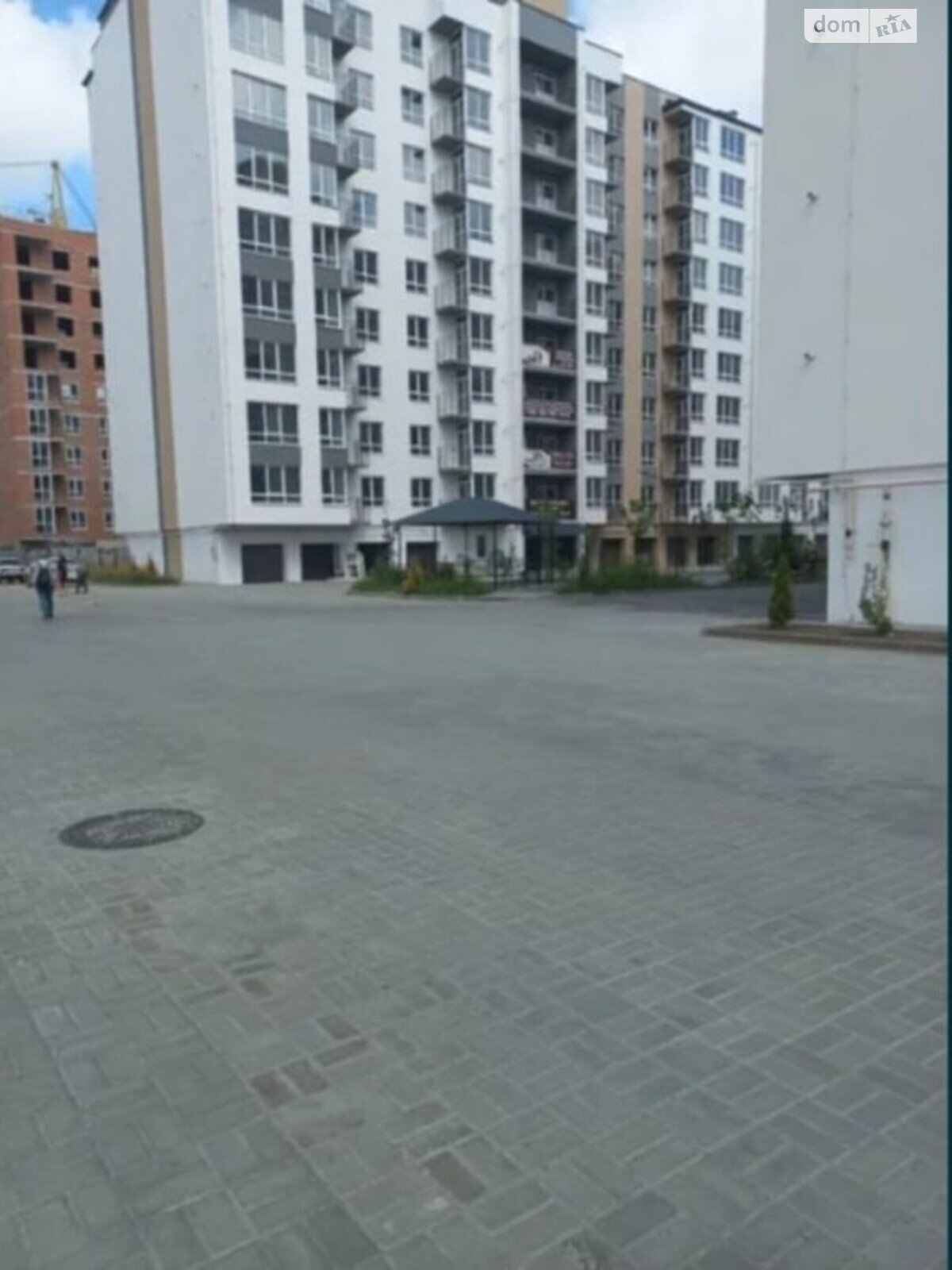 Продаж однокімнатної квартири в Слобожанському, на вул. Сімейна, фото 1