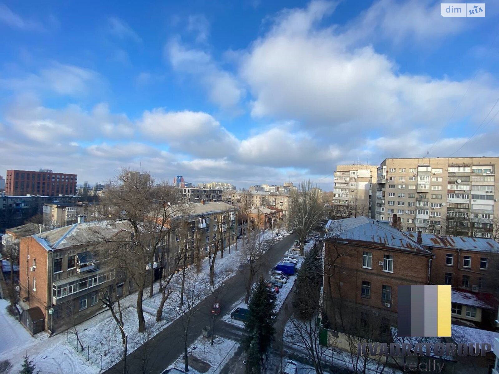 Продаж чотирикімнатної квартири в Дніпрі, на вул. Писаржевського 7, район Соборний фото 1
